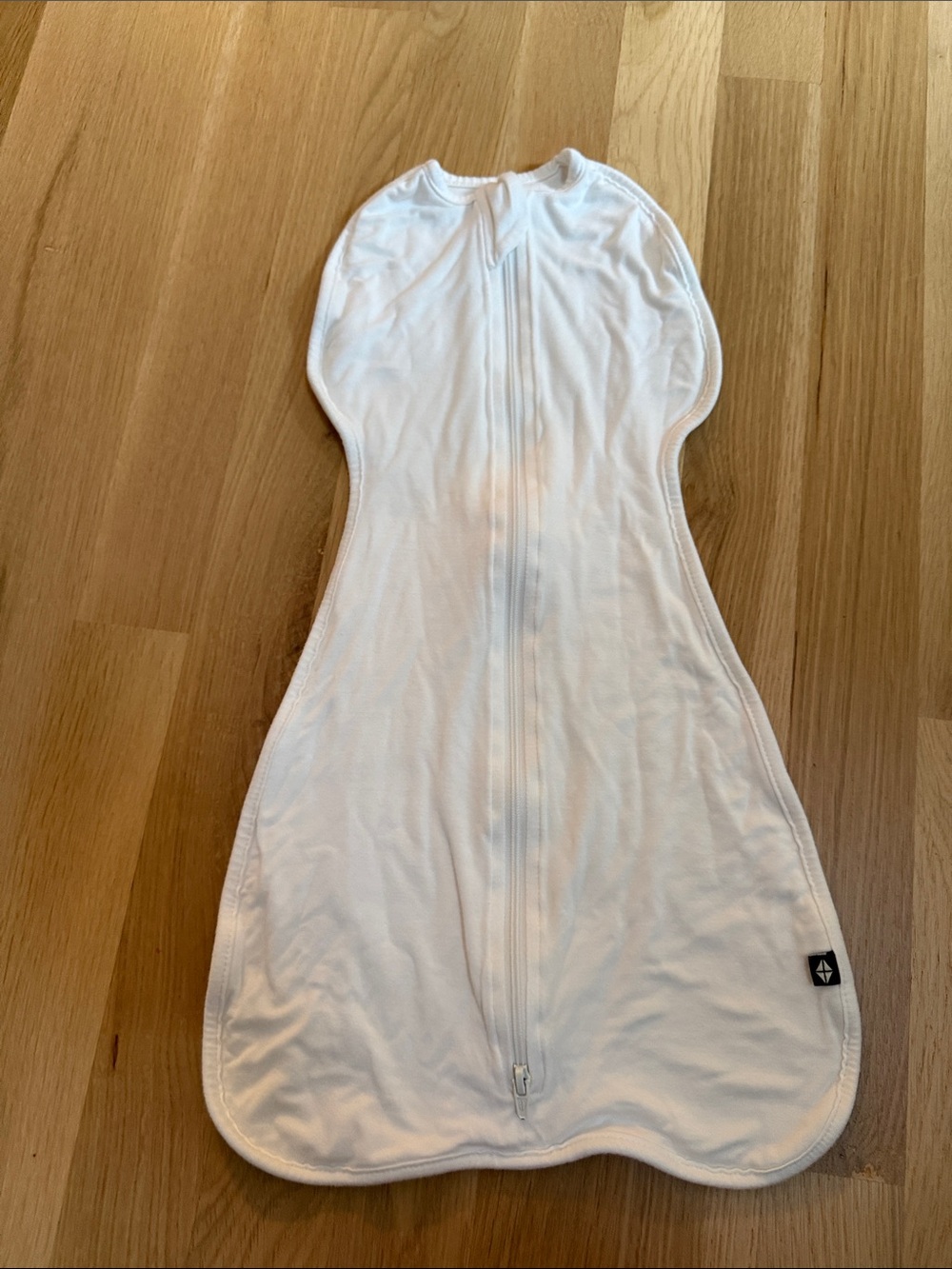 Kyte BABY White Infant Swaddle One-Piece with Front Zip
